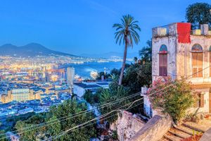 Naples, Vomero