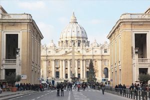 Explore the city center of Rome